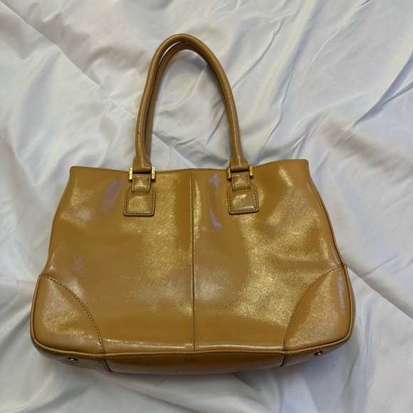 Tory Burch Robinson Tote in Dark Sahara.